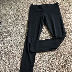 AERIE black leggings